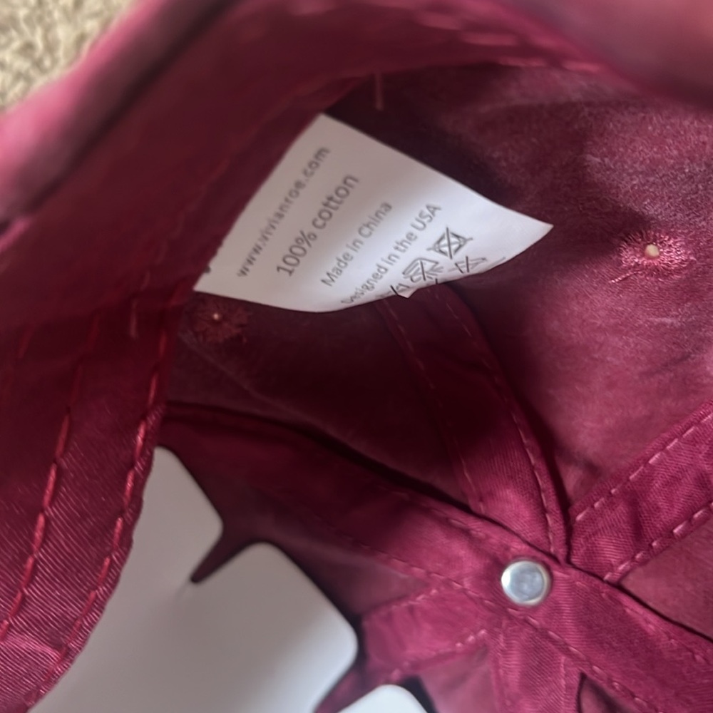 Vivian Roe Baseball Cap. - Picture 4 of 4